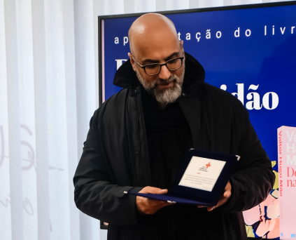 Valter Hugo Mãe na Cruz Vermelha da Trofa